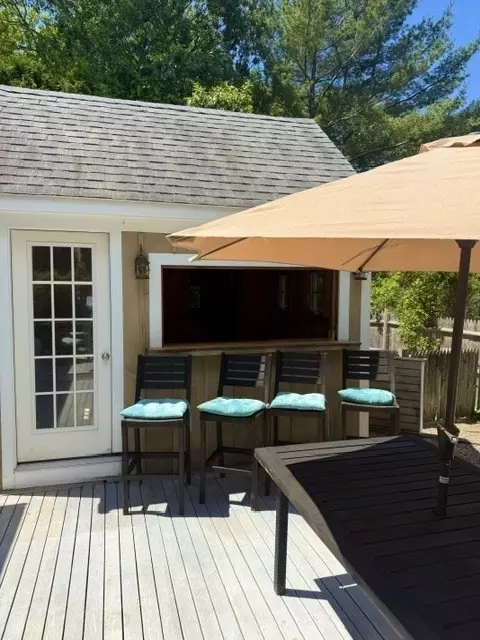 Exterior - 55 Deerfield Rd, Osterville, MA 02655 photo 2 of 6