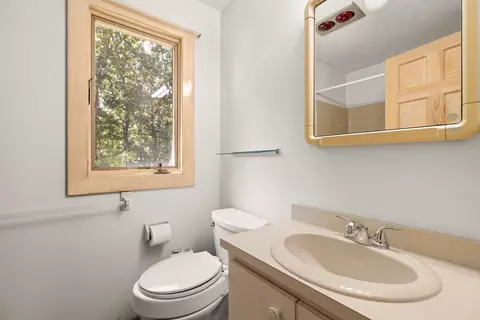 Bath - 109 Hampton Rd, Sharon, MA 02067 photo 2 of 3