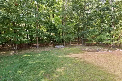 Exterior - 109 Hampton Rd, Sharon, MA 02067 photo 4 of 5