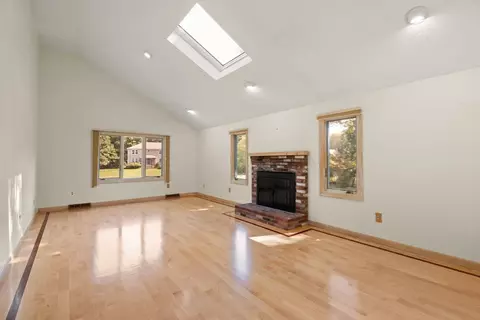 Living - 109 Hampton Rd, Sharon, MA 02067 photo 3 of 6