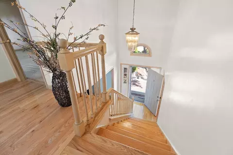 Entry Way - 109 Hampton Rd, Sharon, MA 02067 photo 2 of 2