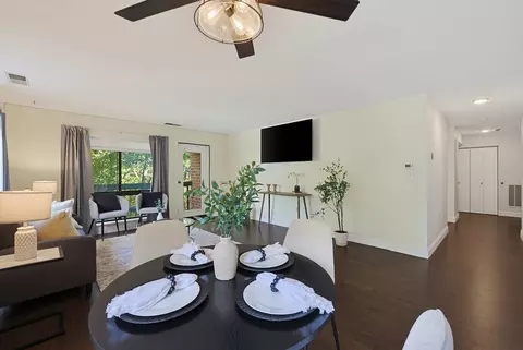 Dining - 4 Summit Dr #001, Reading, MA 01867 photo 1 of 1