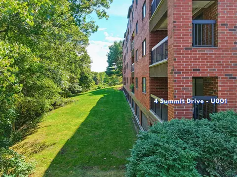 Other - 4 Summit Dr #001, Reading, MA 01867 photo 2 of 4