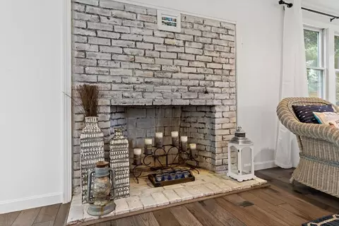 Living - 720 Massasoit Rd, Eastham, MA 02642 photo 1 of 3