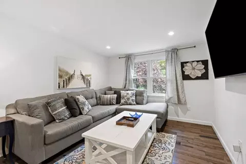 Living - 720 Massasoit Rd, Eastham, MA 02642 photo 2 of 3