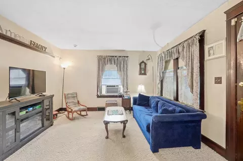 Living - 55 Clover St, Worcester, MA 01603 photo 1 of 3