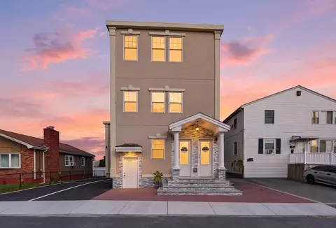 59 Larkin St, Revere, MA 02151