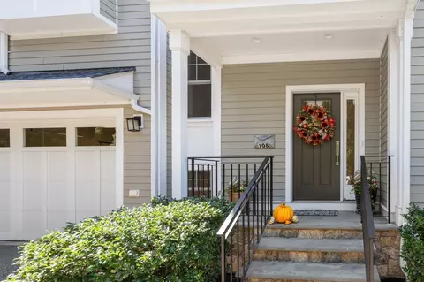 104-108 Hull St #108, Newton, MA 02460