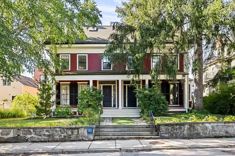 33-35 Green St #3, Jamaica Plain, MA 02130