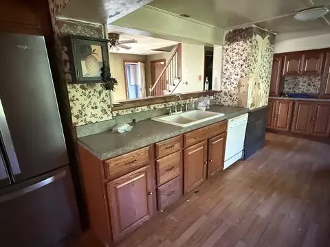 Kitchen - 45 Upton Rd, Uxbridge, MA 01569 photo 1 of 2