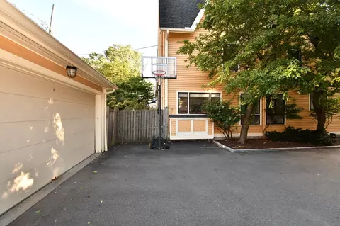 Exterior - 231 Fuller St, Brookline, MA 02446 photo 3 of 4