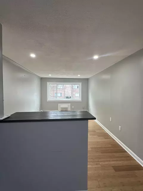 154 Second St #210, Framingham, MA 01702 photo 2
