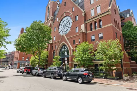 2 Clarendon St #301, Boston, MA 02116