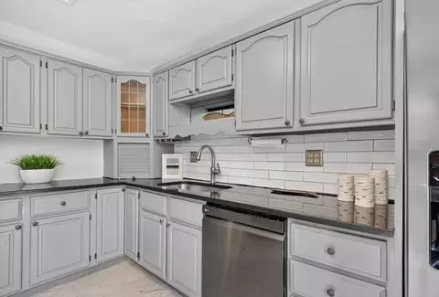 Kitchen - 13 Daley Rd, Hingham, MA 02043 photo 1 of 5