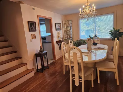 Dining - 15 Eliot Rd #15, Needham, MA 02492 photo 1 of 2