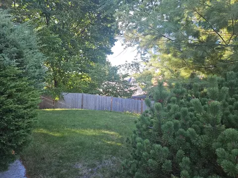 Exterior - 15 Eliot Rd #15, Needham, MA 02492 photo 7 of 7
