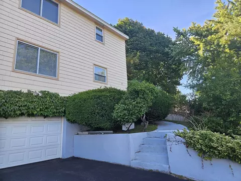 Exterior - 15 Eliot Rd #15, Needham, MA 02492 photo 2 of 7