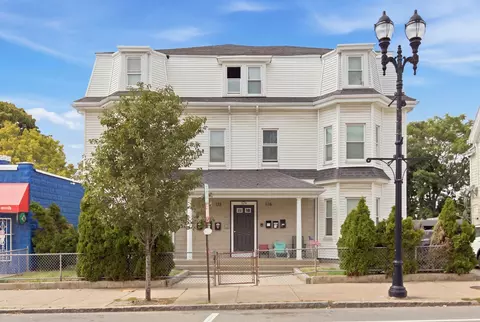 Exterior - 170 Main St, Everett, MA 02149 photo 2 of 7