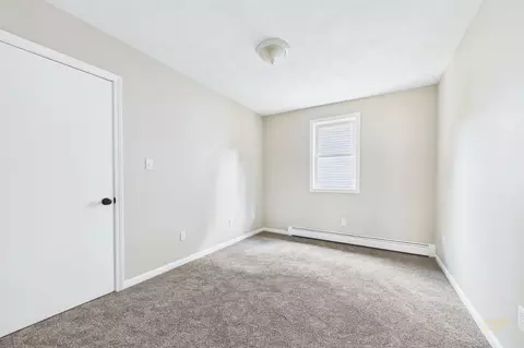 Bedroom - 102 Vestal St, Fall River, MA 02720 photo 5 of 6