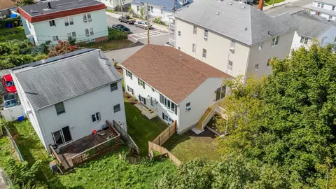 View/Area - 102 Vestal St, Fall River, MA 02720 photo 2 of 5
