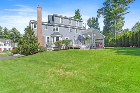 Exterior - 7 Sylvan Dr, Stow, MA 01775 photo 4 of 6