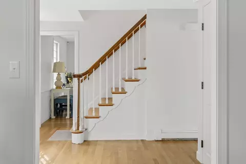 Entry Way - 15 Presidents Rd, Hingham, MA 02043 photo 4 of 5
