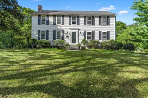 Exterior - 15 Presidents Rd, Hingham, MA 02043 photo 9 of 9