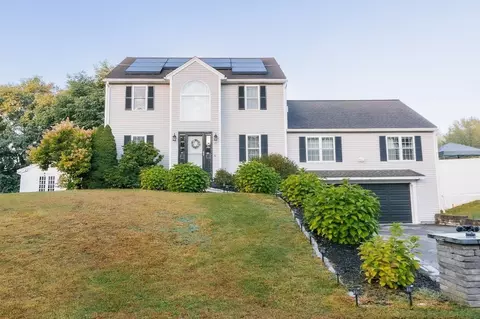 107 Bishop Rd, Fitchburg, MA 01420