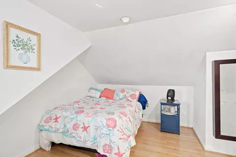 Bedroom - 166 Sandwich Rd, Wareham, MA 02571 photo 4 of 4