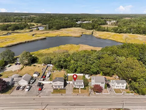 View/Area - 166 Sandwich Rd, Wareham, MA 02571 photo 2 of 5