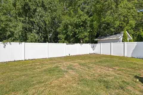 Exterior - 166 Sandwich Rd, Wareham, MA 02571 photo 6 of 7