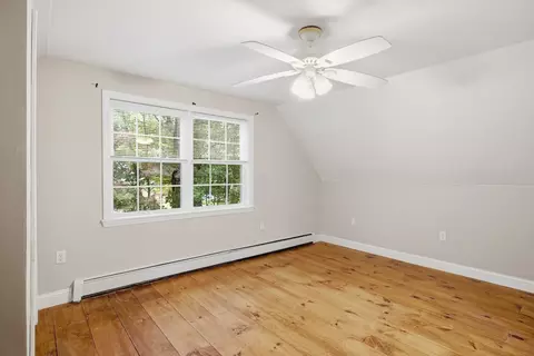Bedroom - 108 Dunn Rd, Ashburnham, MA 01430 photo 3 of 5