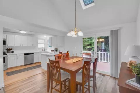 Dining - 14 Millers Way #D, Sutton, MA 01590 photo 1 of 2