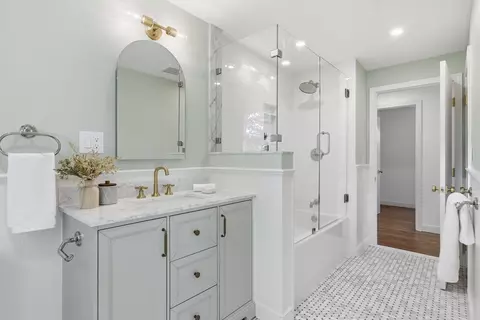 Bath - 14 Eugene Rd, Burlington, MA 01803 photo 1 of 5
