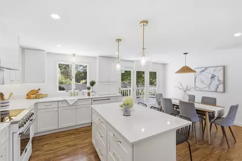 Kitchen - 14 Eugene Rd, Burlington, MA 01803 photo 2 of 4