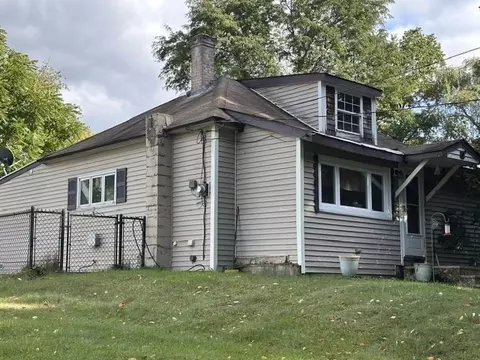 40 Williams Ave, Athol, MA 01331 photo 3