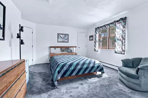 Bedroom - 28 Arlington Rd, Wareham, MA 02571 photo 1 of 8