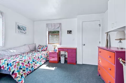 Bedroom - 28 Arlington Rd, Wareham, MA 02571 photo 8 of 8