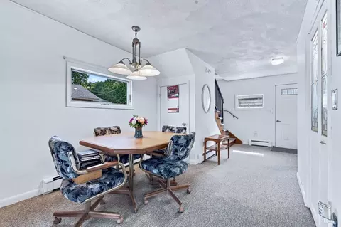 Dining - 28 Arlington Rd, Wareham, MA 02571 photo 2 of 3