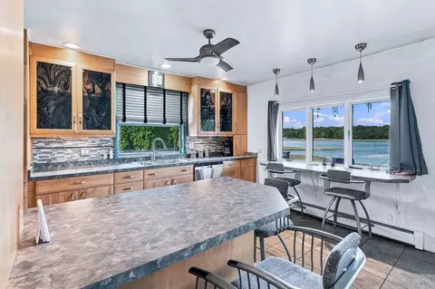 Kitchen - 28 Arlington Rd, Wareham, MA 02571 photo 11 of 11