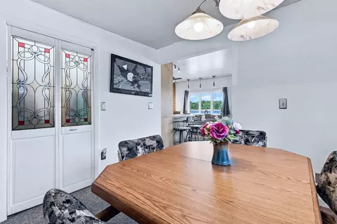 Dining - 28 Arlington Rd, Wareham, MA 02571 photo 1 of 3