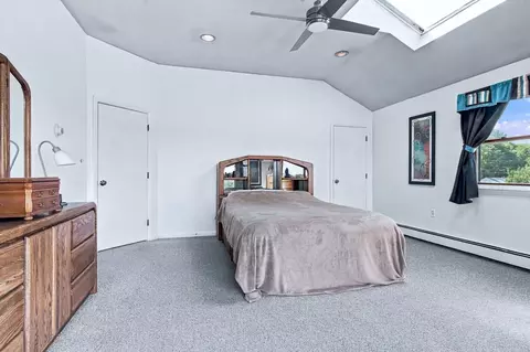 Bedroom - 28 Arlington Rd, Wareham, MA 02571 photo 4 of 8