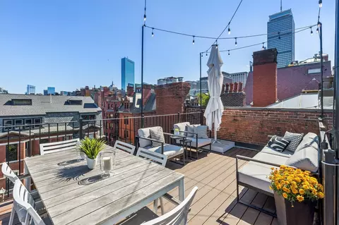 12 Gloucester St #4, Boston, MA 02115