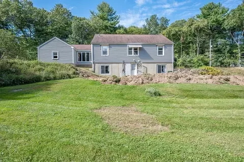 Exterior - 101 Barnett Rd, Sutton, MA 01590 photo 4 of 12