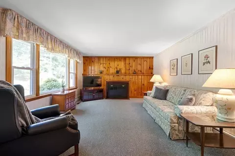Living - 101 Barnett Rd, Sutton, MA 01590 photo 1 of 2