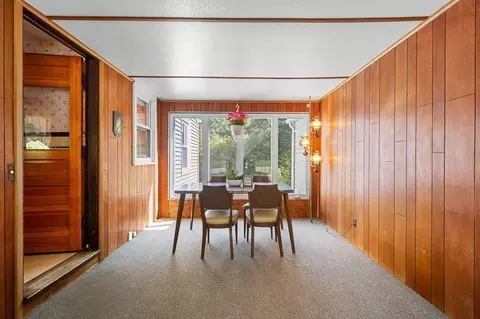 Dining - 101 Barnett Rd, Sutton, MA 01590 photo 2 of 2
