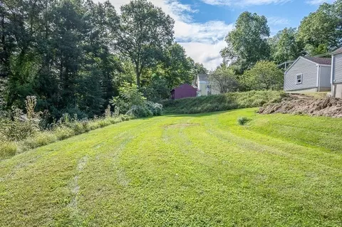Exterior - 101 Barnett Rd, Sutton, MA 01590 photo 5 of 12