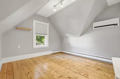 Bedroom - 10 Eaton St, Reading, MA 01867 photo 5 of 5