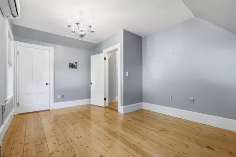 Bedroom - 10 Eaton St, Reading, MA 01867 photo 3 of 5