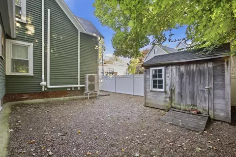 Exterior - 10 Eaton St, Reading, MA 01867 photo 7 of 10